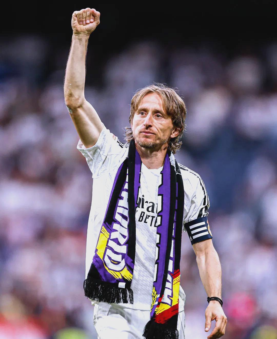 天空记者：利物浦助教范布隆克霍斯特是印尼国家队主帅候选